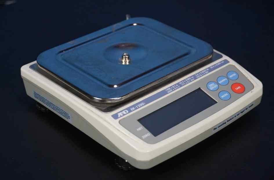 NTEP-approved balance scale